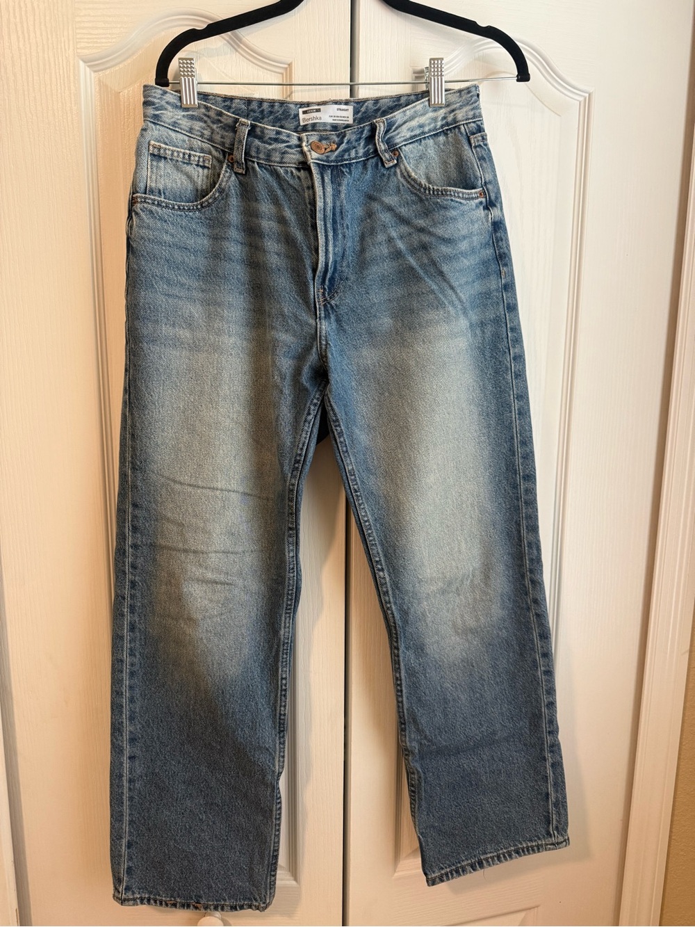 Bershka Women's Light Blue Straight Jeans
